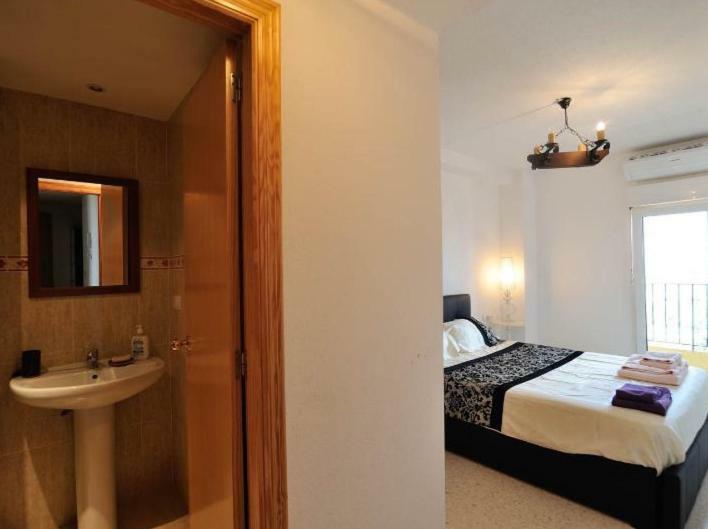 First Line Apartment Порт Саплая Екстериор снимка