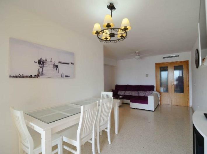 First Line Apartment Порт Саплая Екстериор снимка